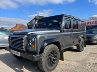 LAND ROVER DEFENDER 110