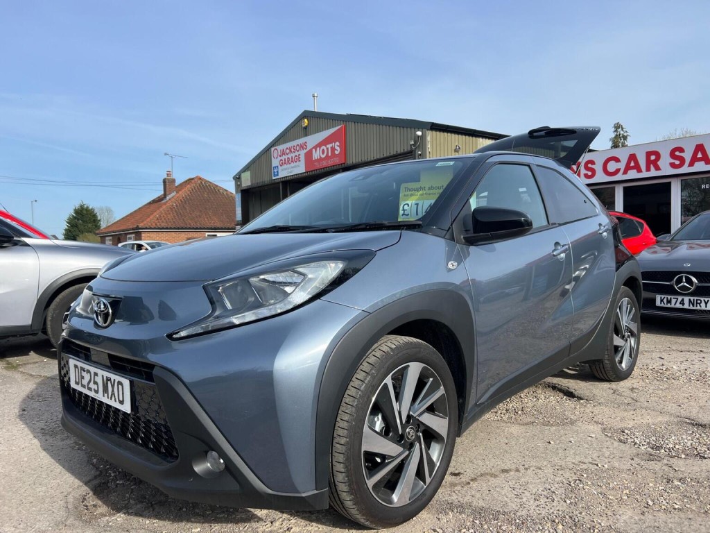 2025 Toyota AYGO X