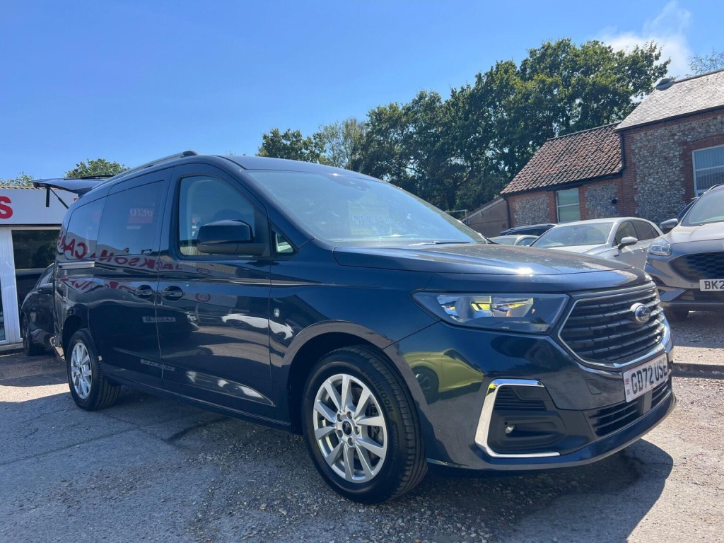 2023 Ford GRAND Tourneo Connect