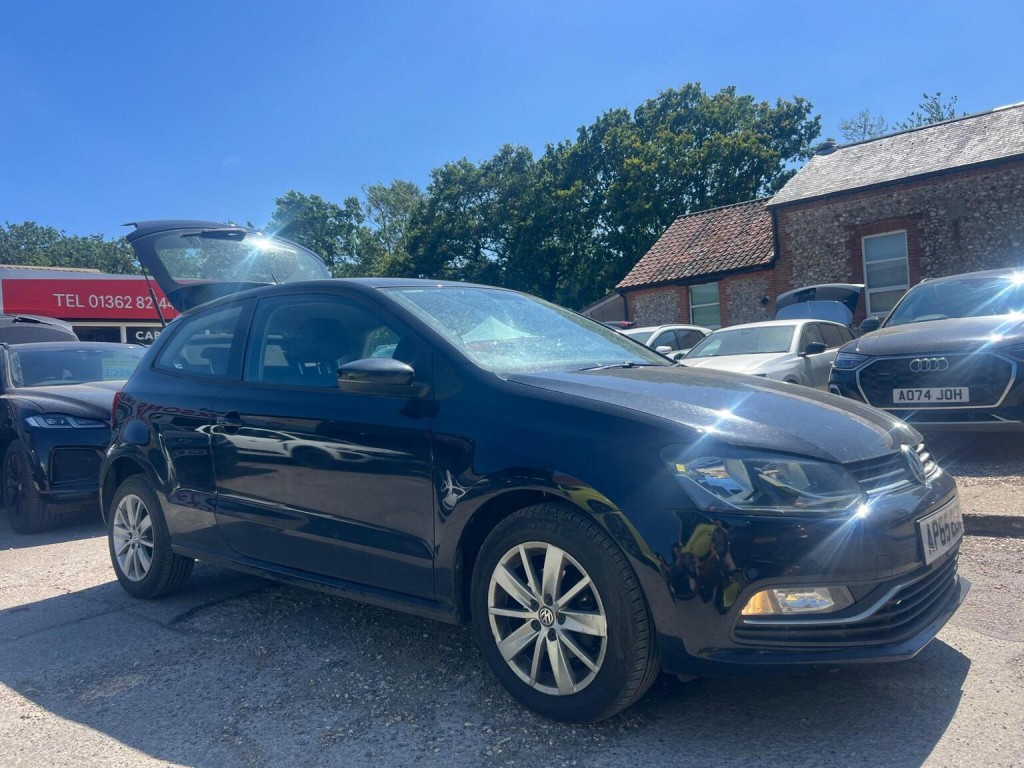 2015 Volkswagen POLO