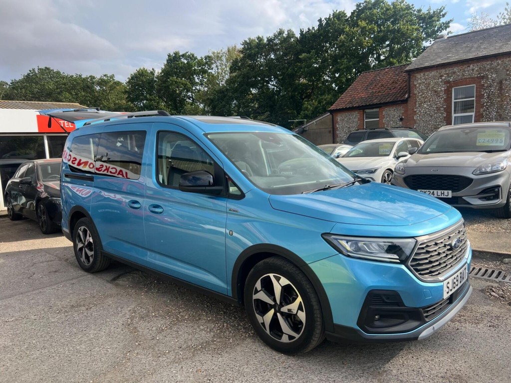 2025 Ford Tourneo Connect