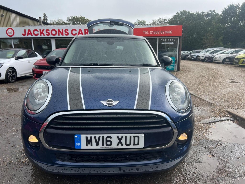 2016 MINI Hatch